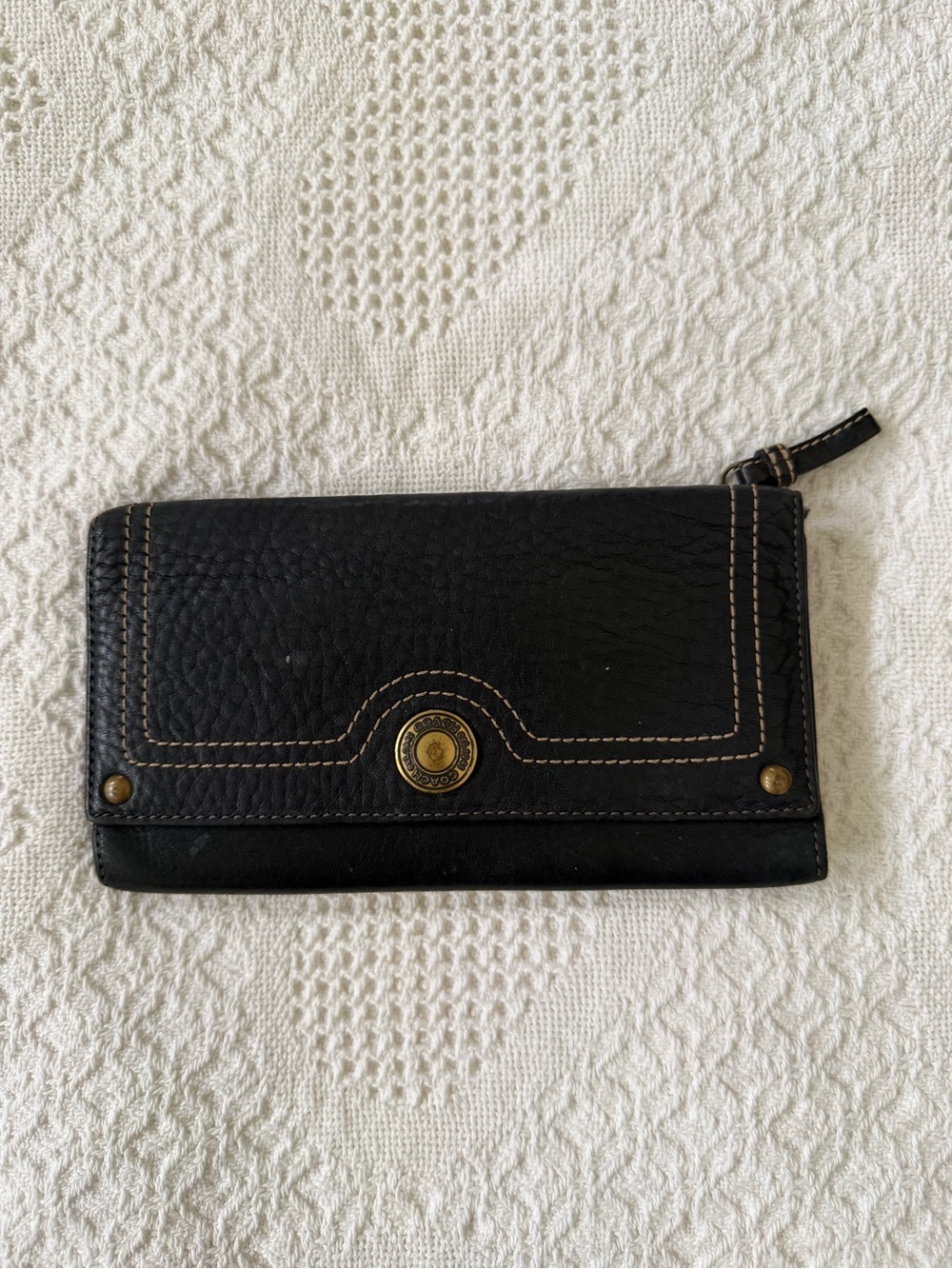 Coach Black Leather Zip Card & Key Holder with Brass Hardware